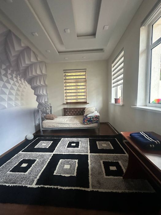 Кукча Дарвоза 5.хонали 2-соток Учаска Ховли Узок муддатга Берилади