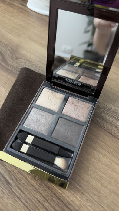 Продам тени Tom Ford