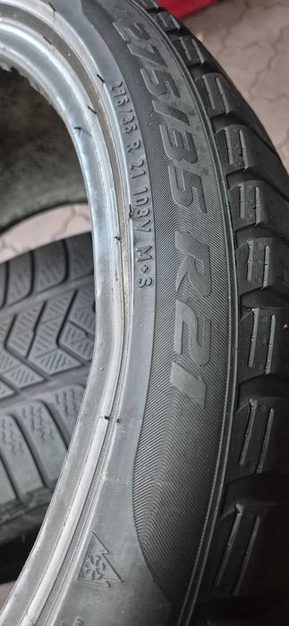 Pirelli  275/35/21  m&s iarna