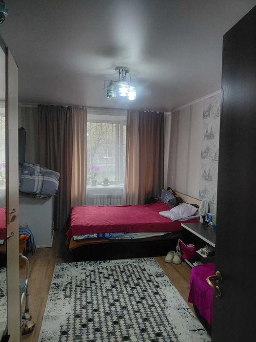 Продам трех комнатную квартиру
