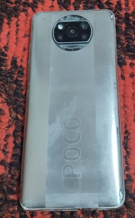 pocco  telefon sotiladi
