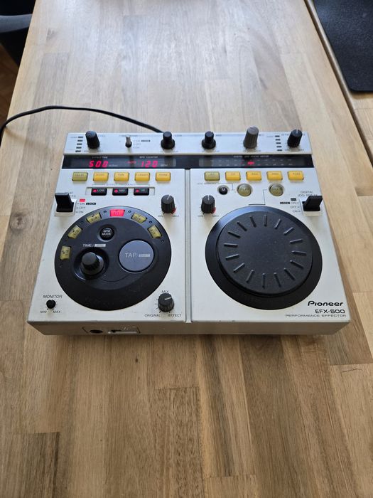 Unitate efecte Pioneer EFX 500