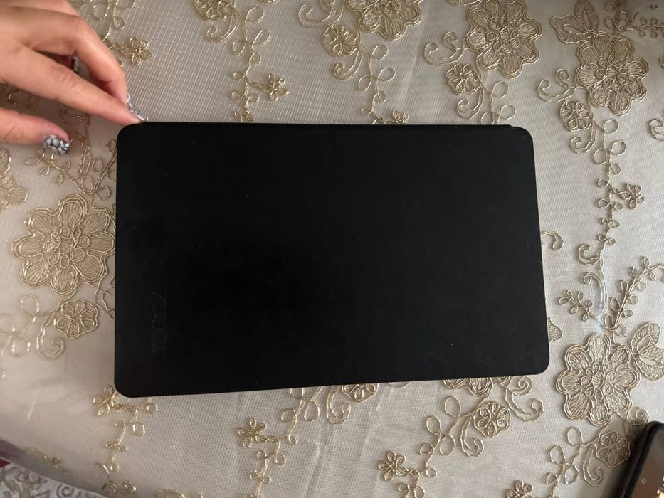 Планшет срочно продам