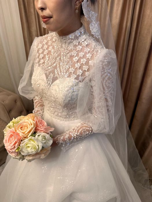 Свадебное платье