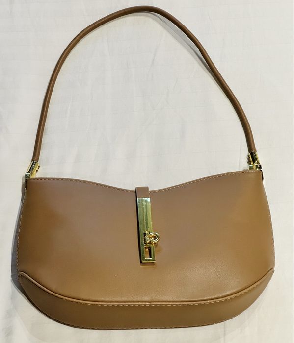 Чанта Cabanni и клъчове