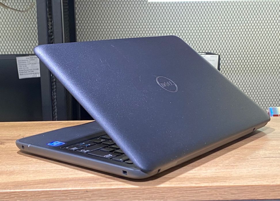 Ноутбук Dell Intel Celeron N4120/4GB/SSD64GB, 9361/A10