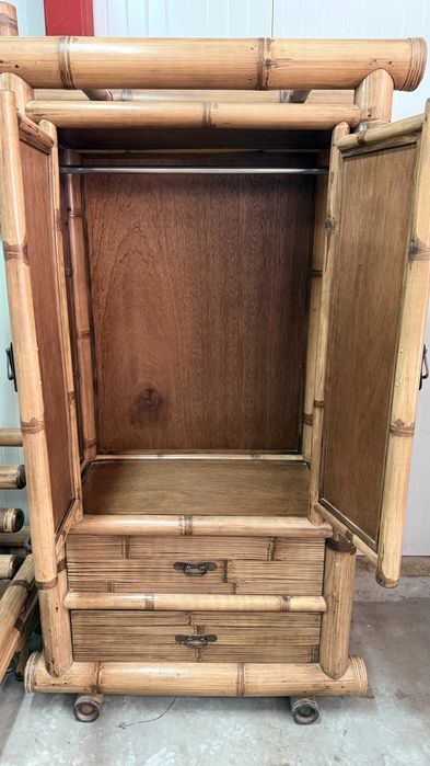 Set mobilier bambus: pat dublu baldachin + dulap, aspect exotic/tropical