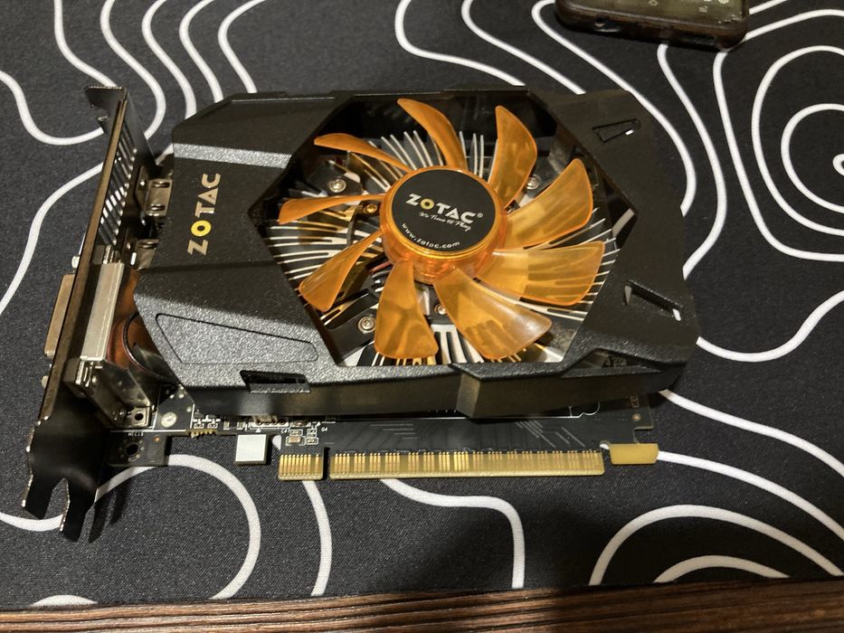 Видео карта GTX 650