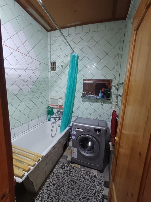 4 xonali kvartira Sergelida. Zudlik bilan sotiladi