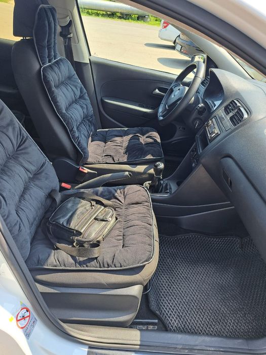 Продам машину фольксваген поло