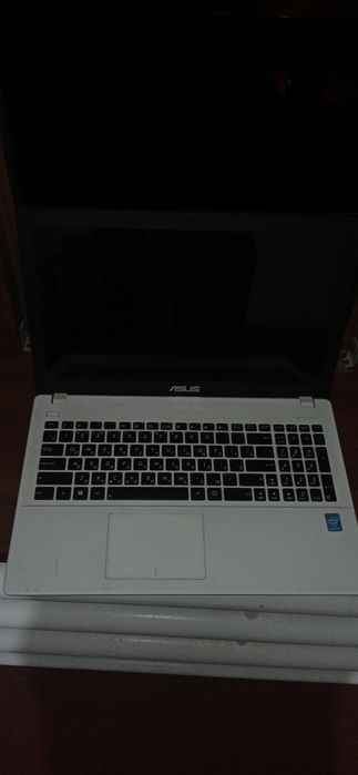 Windows Asus Intel laptop