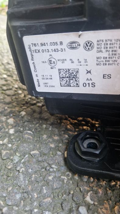 Far stg Vw Touareg Cr