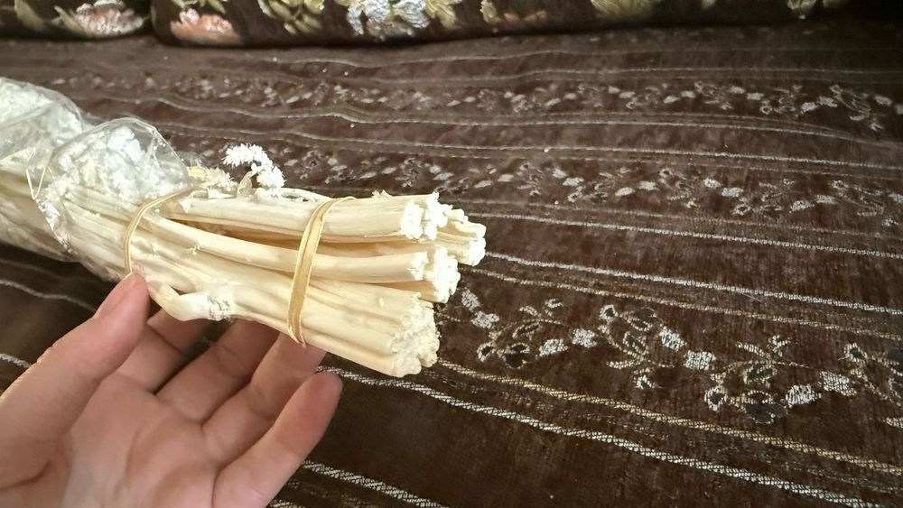 Сухоцвет амарант, белый