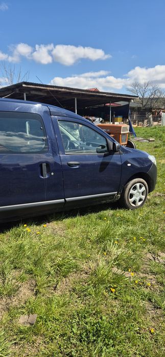 Se vinde dacia dokker.