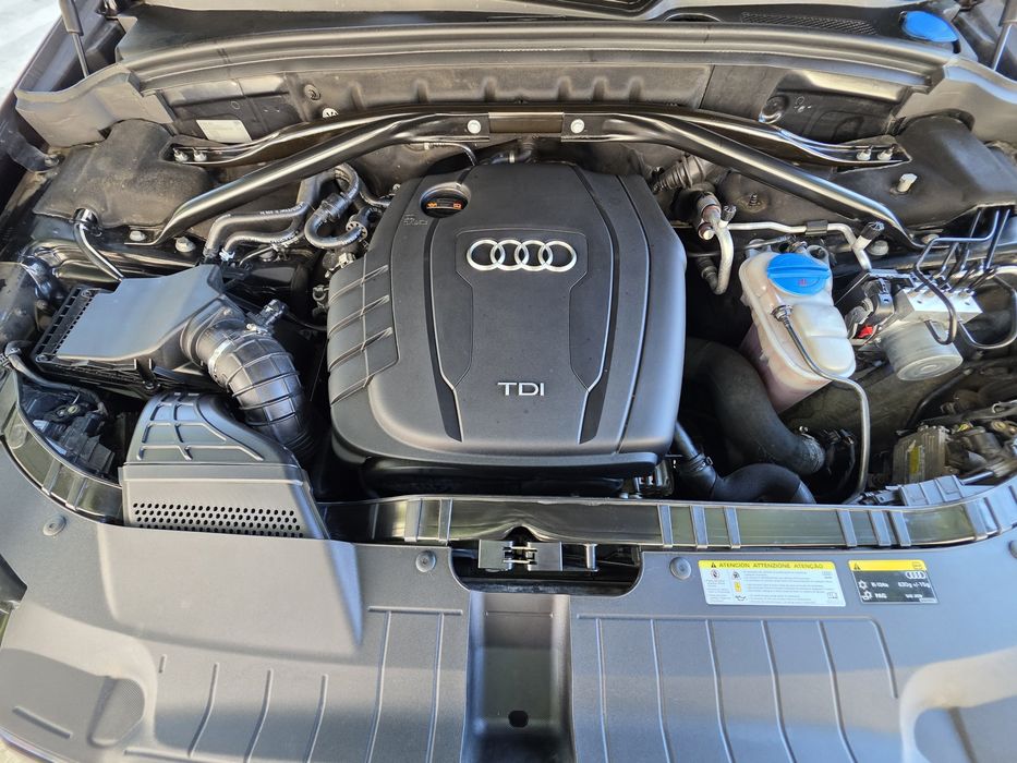 Audi Q5 quattro 2.0tdi 177cp automatik 8+1 !! 148 xxx km !! Navi/Led/Xenon/Klimatronic/Pilot/Senzori Parcare/Start&Stop
