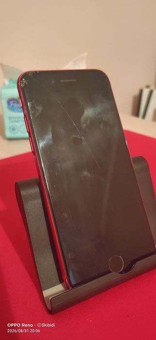 iPhone SE 2020, 75 аккумулятор.