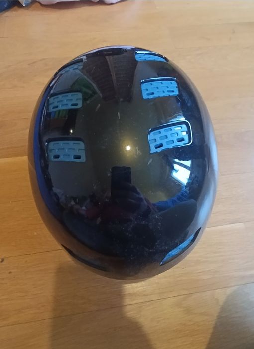 Жилетка за Ски,сноуборд и каски.