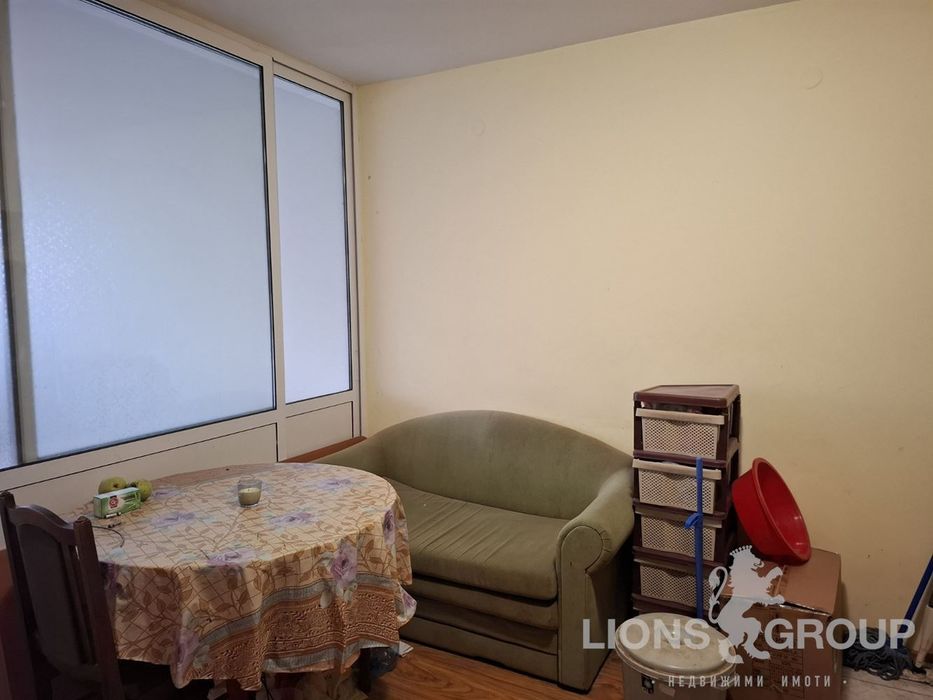 Продава се Двустаен апартамент в Варна, Левски - 88 кв.м за 1072 €/кв.м - Снимка #1