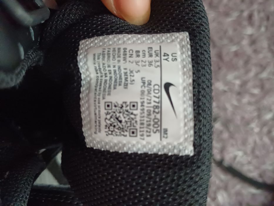 Adidasi Nike fete marime 36