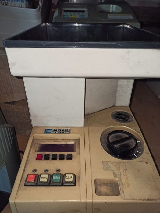 Продается Счётчик монет разные.