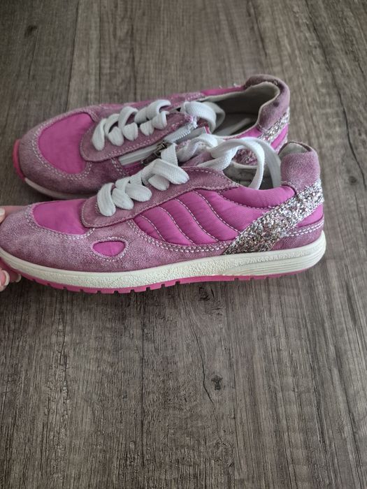 Детски пролетни обувки