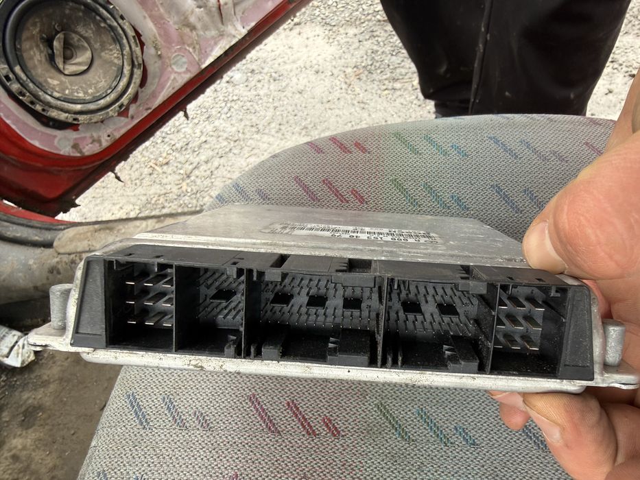 Компютър (ECU) Bosch за Mercedes 2.2  + имобилайзер и ключ – комплект