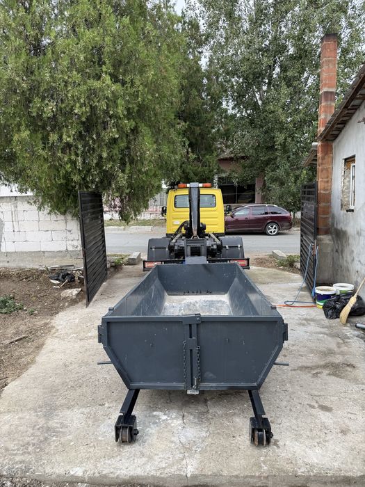 Transport moloz constanta cu bena detasabila