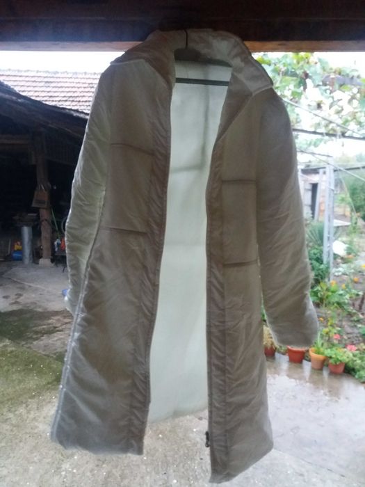 Продавам дамско яке