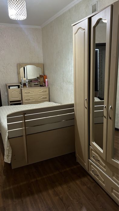 Спальный гарнитур полный комплект