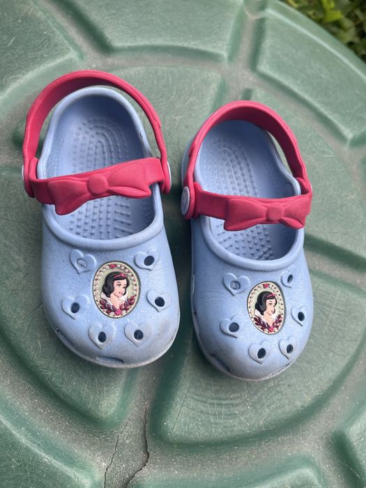 Crocs с принцеси, размер С6-7, 15см място за краче