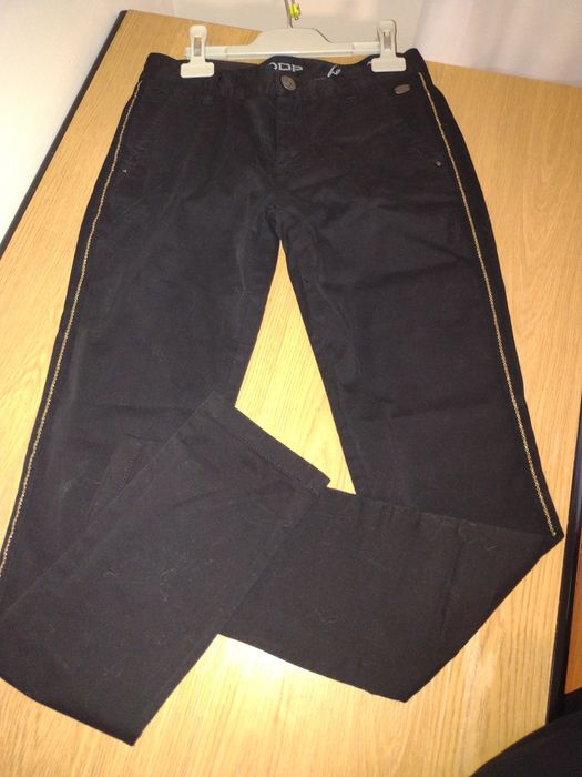 Pantaloni casual eleganti