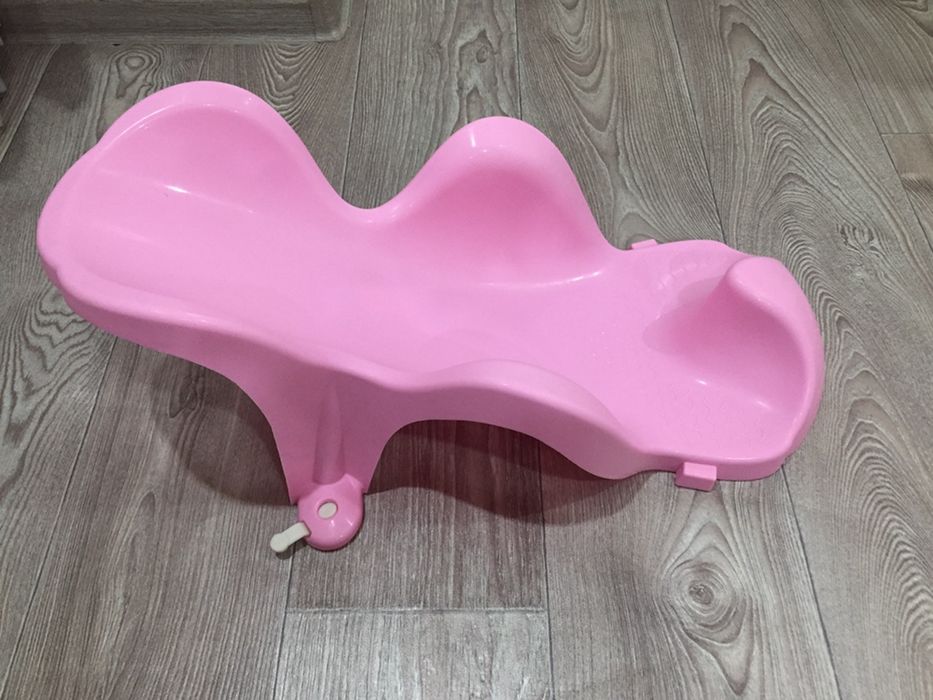 Детское купание малыша