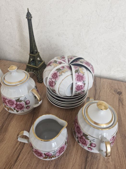 Советский чайный сервиз.