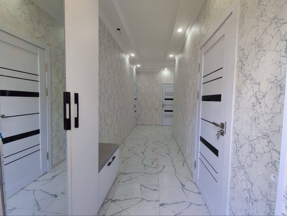 Сотилади срочно 2х ком 75 м2 -1 этаж саттепо 5 микрорайон