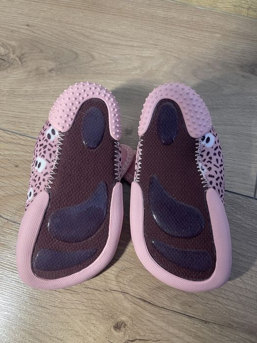 Детски пантофи със силикон