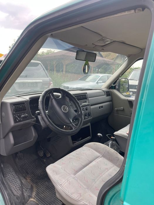 Dezmembrez Volkswagen T4 2.5tdi