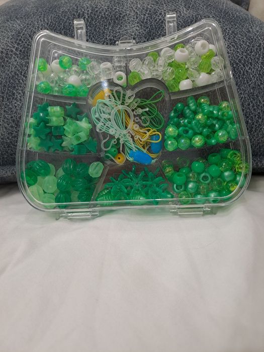 бисера,бижутерия