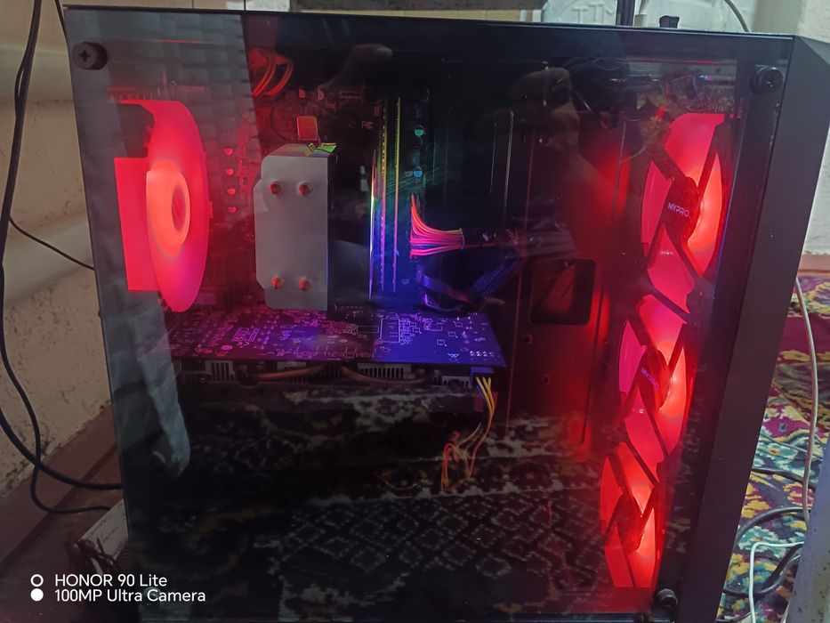 Game pc i5 10400 vs rx 580 8gb