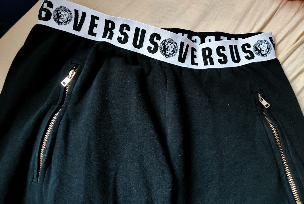 Pantaloni sport Versus Versace