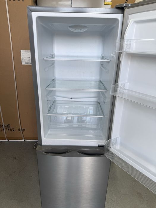 Хладилник с фризер Bomann KG 320.1 IX