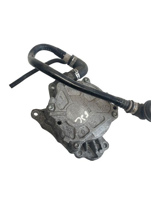 Pompa De Vacuum Audi A4 Iv 8K2, B8 2007 - 2015 2.0Tdi 03L145100