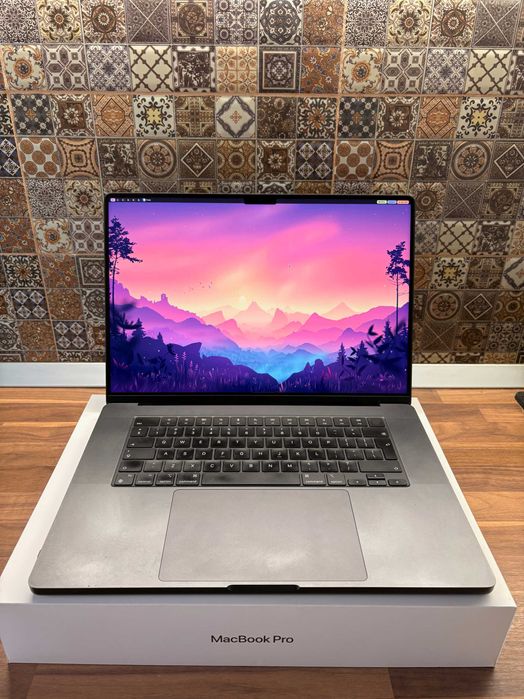 macbook pro m3 pro second hand si noi de vanzare • Anunturi • OLX.ro