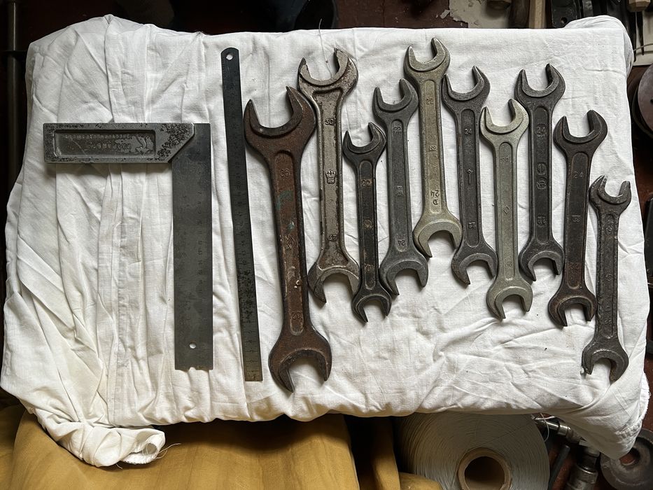 Интструменты Ключи Ножи