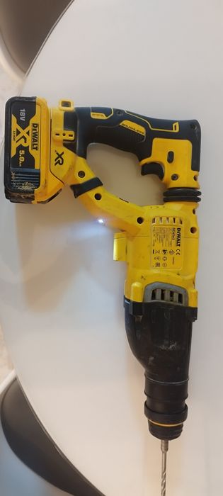 Продам комплектом ОРИГИНАЛ Dewalt
