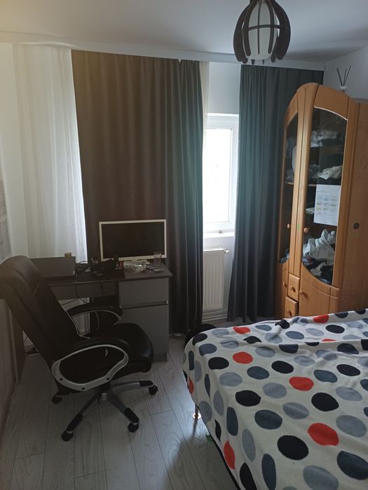Apartament de închiriat