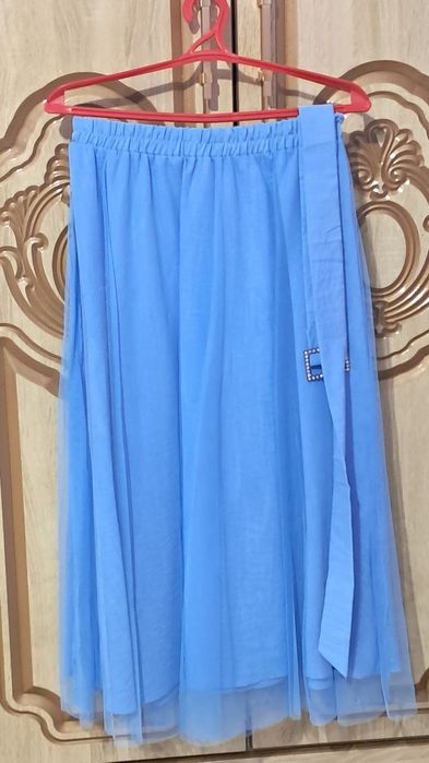 Продается платье новое 50 размер