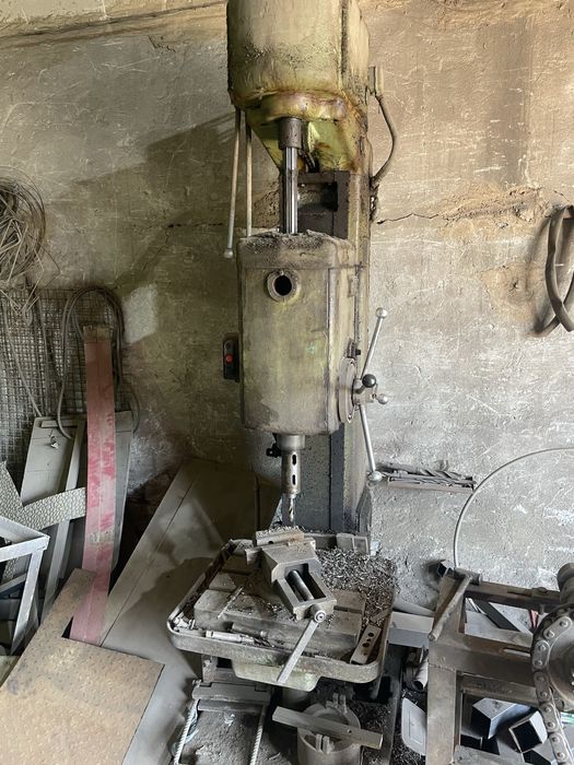 Продается сверлилный станок