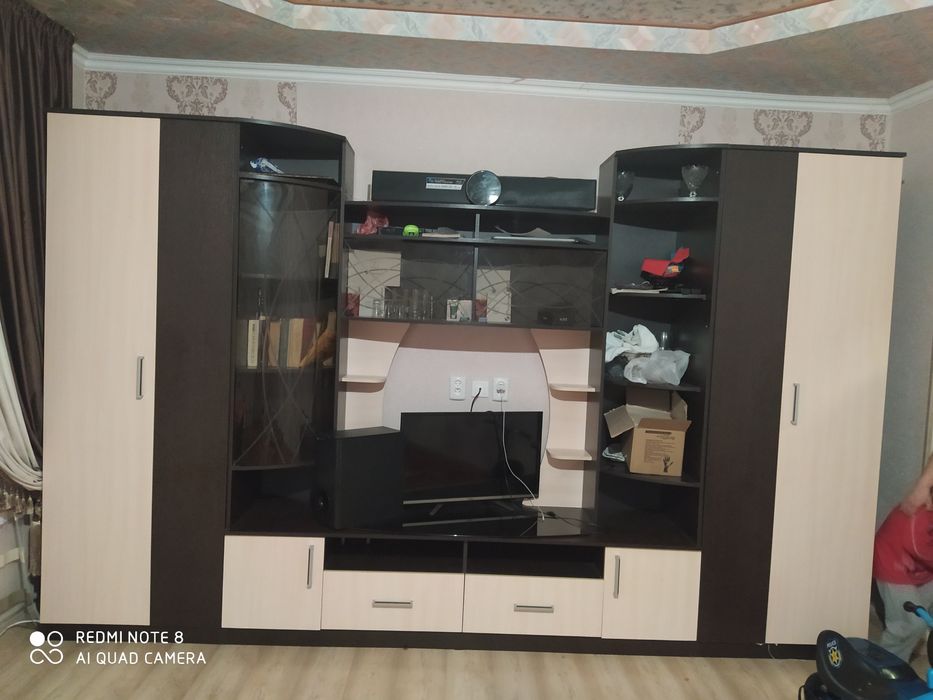 Продам гарнитур для зала