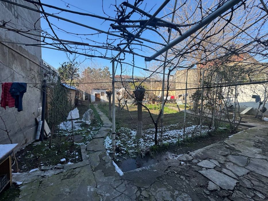 Нукусская, Российское посольство участок 6 соток под инвестицию