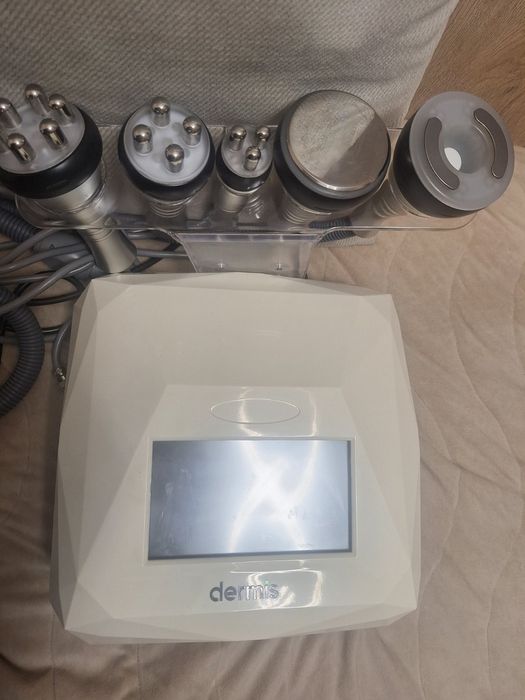 Апарат за кавитация, радиочестотин лифтинг за лице и тяло и вакуум